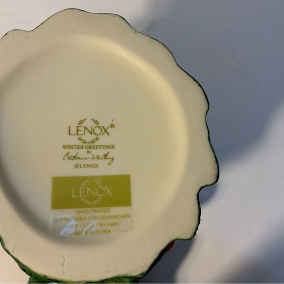 Lenox Chickadee Creamer Figurine For the Holidays Christmas Bird Winter Greeting - Picture 5 of 9